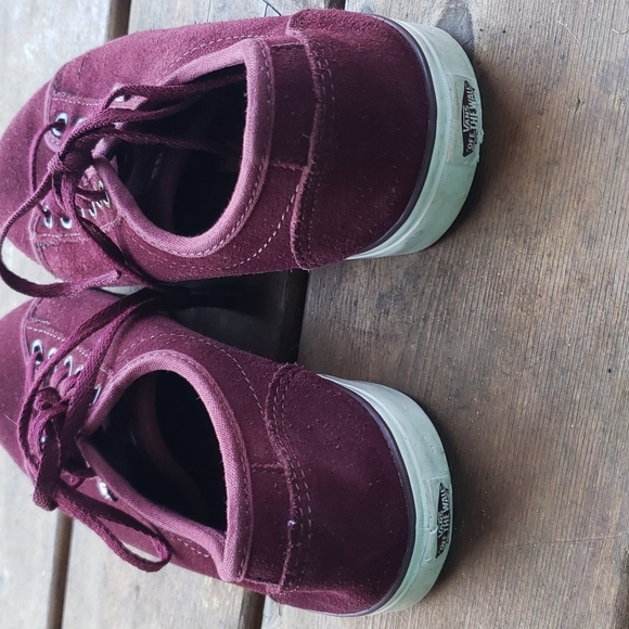 VANS Burgundy Suede Skate Shoes sz 7 Women's Sneakers - Picture 5 of 7